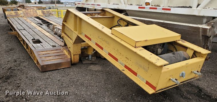 image for item DI4757 1997 Load Lugger LB35R  lowboy equipment trailer