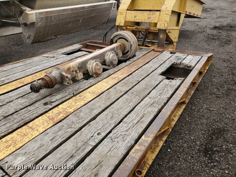 image for item DI4757 1997 Load Lugger LB35R  lowboy equipment trailer