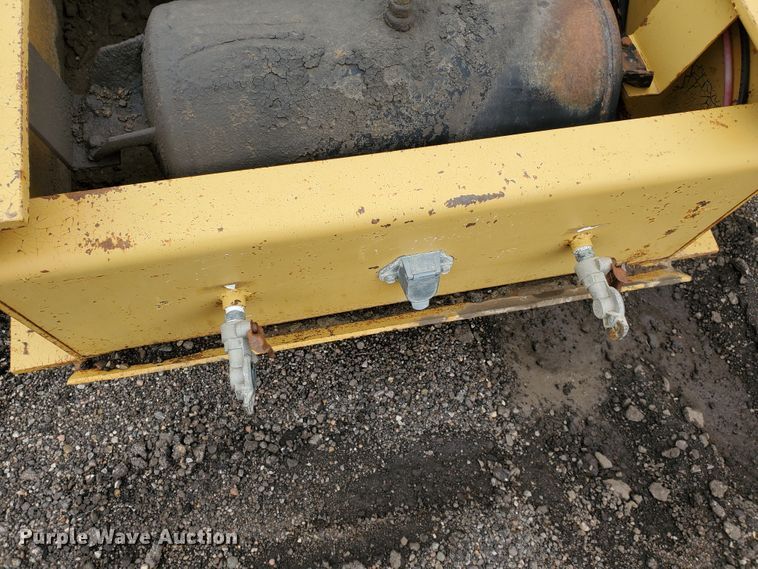 image for item DI4757 1997 Load Lugger LB35R  lowboy equipment trailer