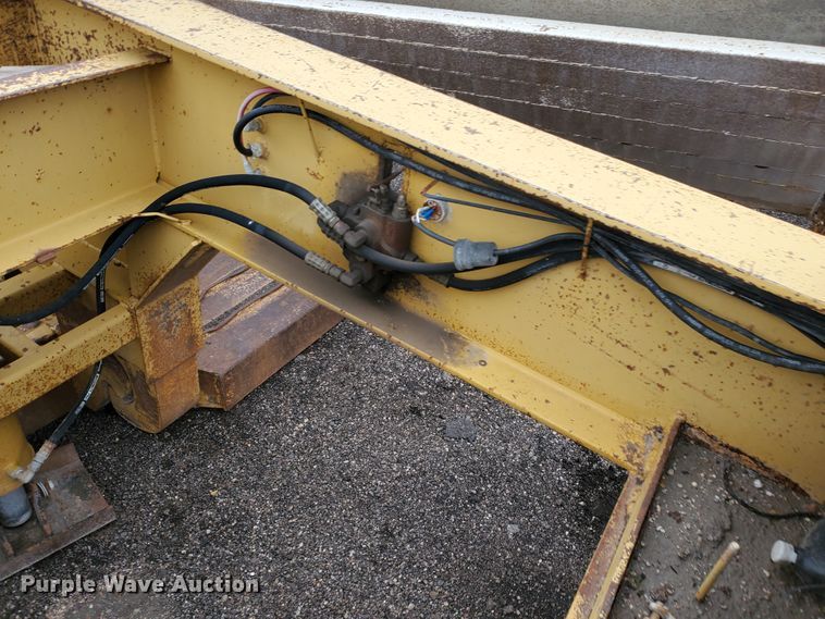 image for item DI4757 1997 Load Lugger LB35R  lowboy equipment trailer