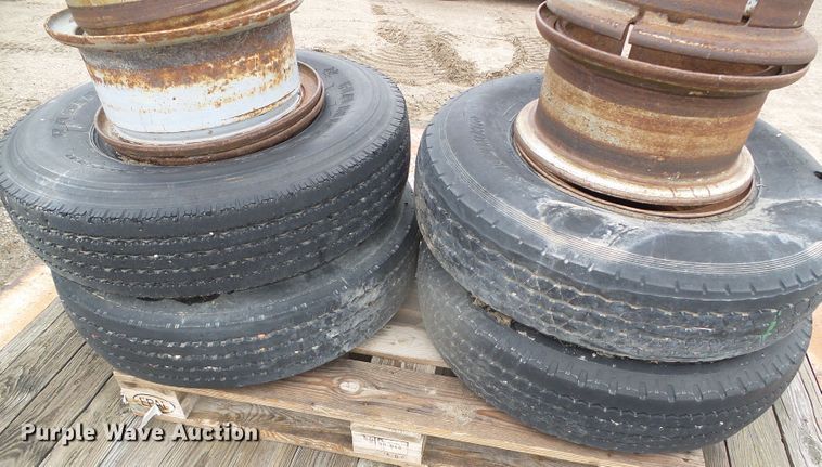 image for item DI5536 1973 Schwartz  drop deck equipment trailer