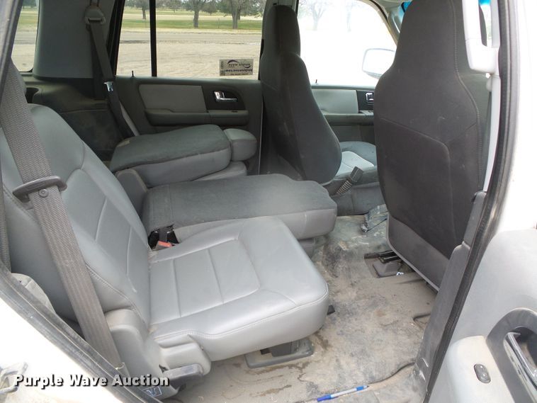 image for item DI5537 2005 Ford Expedition XLT  SUV