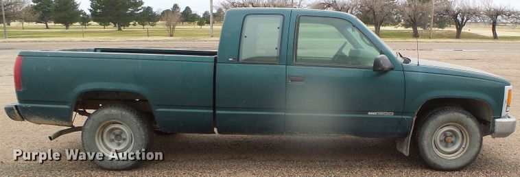 image for item DI5538 1996 GMC 1500 SL  Ext. Cab pickup truck