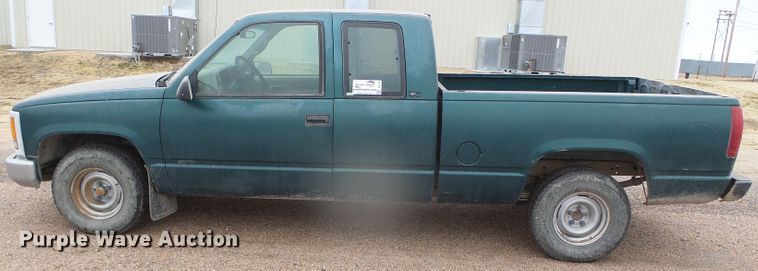 image for item DI5538 1996 GMC 1500 SL  Ext. Cab pickup truck