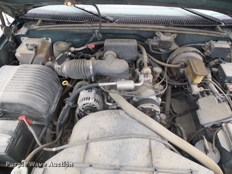 image for item DI5538 1996 GMC 1500 SL  Ext. Cab pickup truck