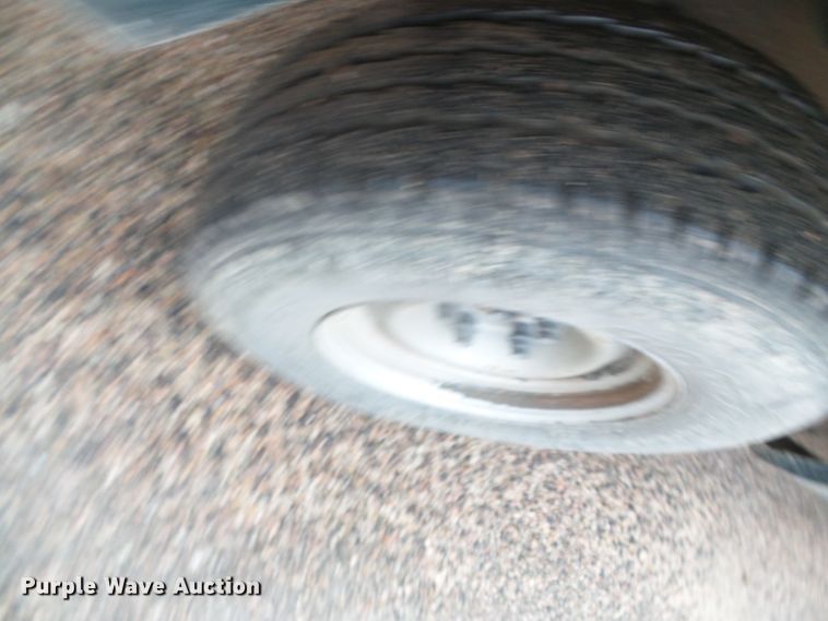 image for item DI5538 1996 GMC 1500 SL  Ext. Cab pickup truck