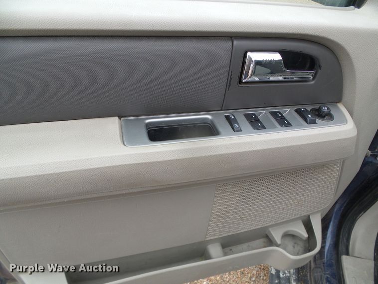 image for item DI5539 2008 Ford Expedition XLT  SUV