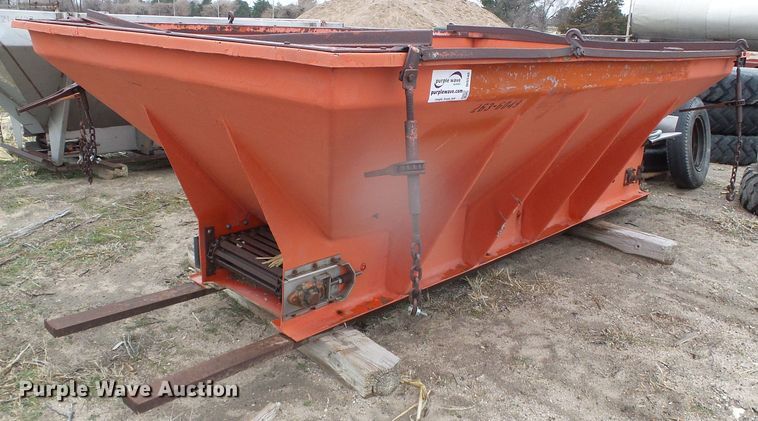 image for item DI5540 Fiberglass Spreader Co. 195 SK spreader