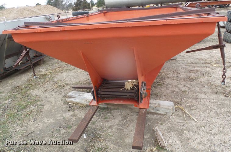 image for item DI5540 Fiberglass Spreader Co. 195 SK spreader