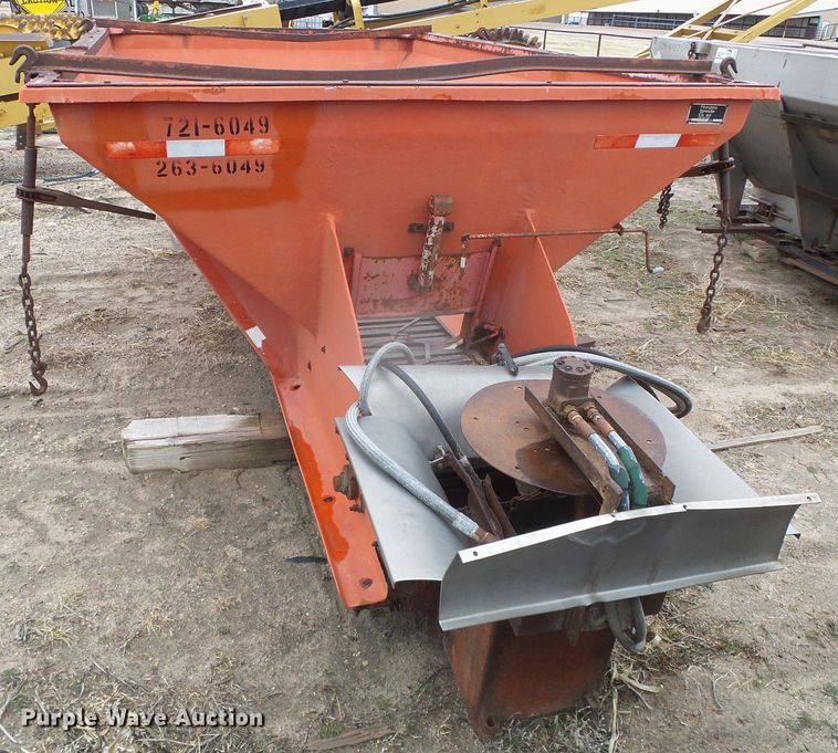 image for item DI5540 Fiberglass Spreader Co. 195 SK spreader