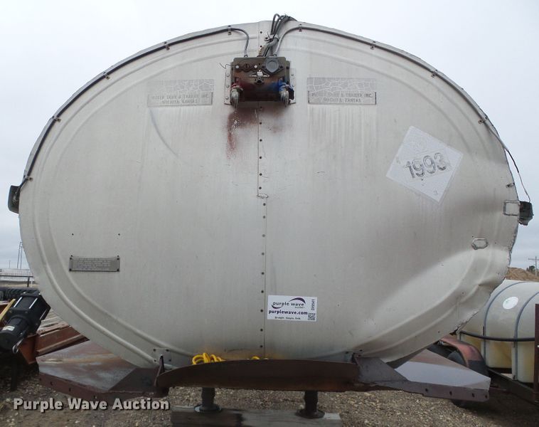 image for item DI5541 1959 Moser  tank trailer