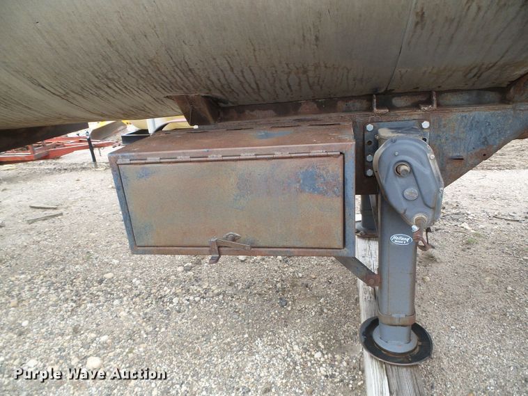 image for item DI5541 1959 Moser  tank trailer