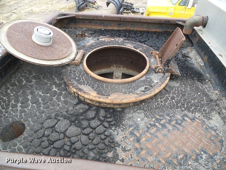 image for item DI5541 1959 Moser  tank trailer