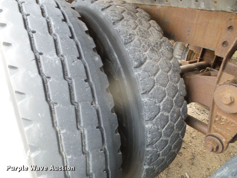 image for item DI5541 1959 Moser  tank trailer