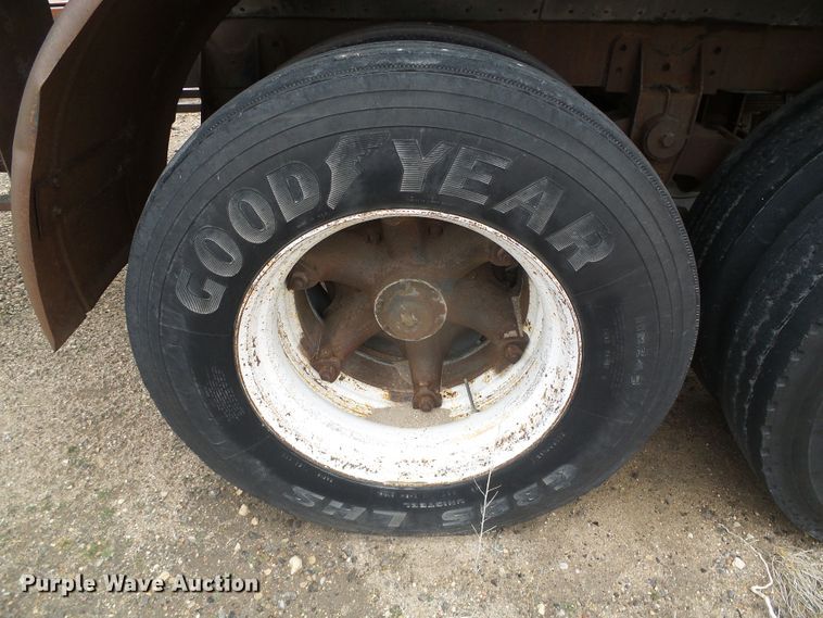 image for item DI5541 1959 Moser  tank trailer