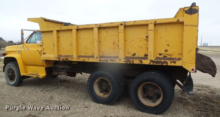 image for item DI5544 1977 Chevrolet C65  dump truck