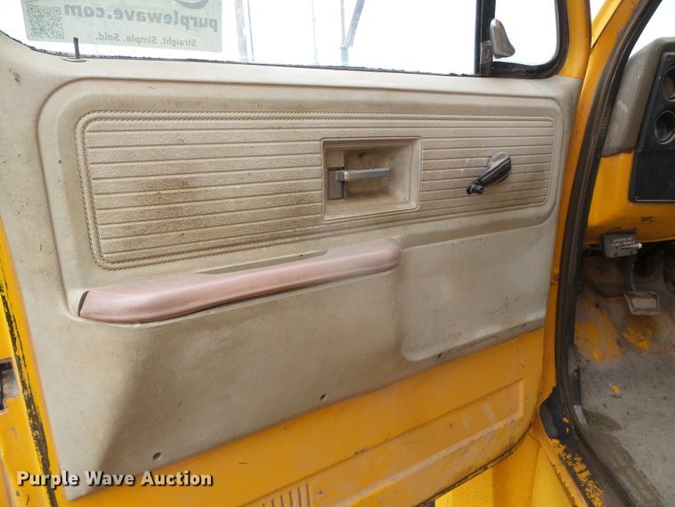 image for item DI5544 1977 Chevrolet C65  dump truck