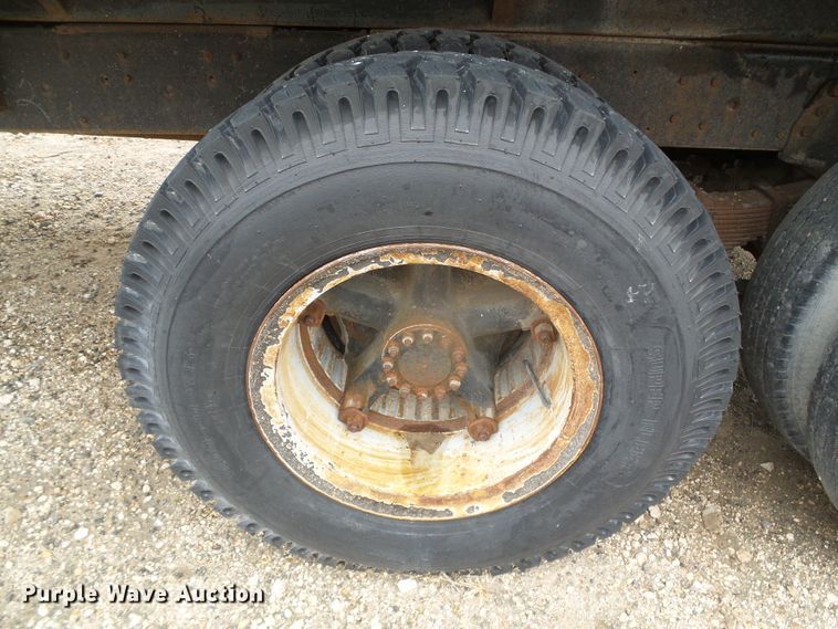 image for item DI5544 1977 Chevrolet C65  dump truck