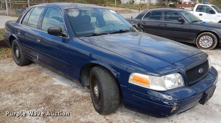 image for item DI6513 2003 Ford Crown Victoria Police Interceptor