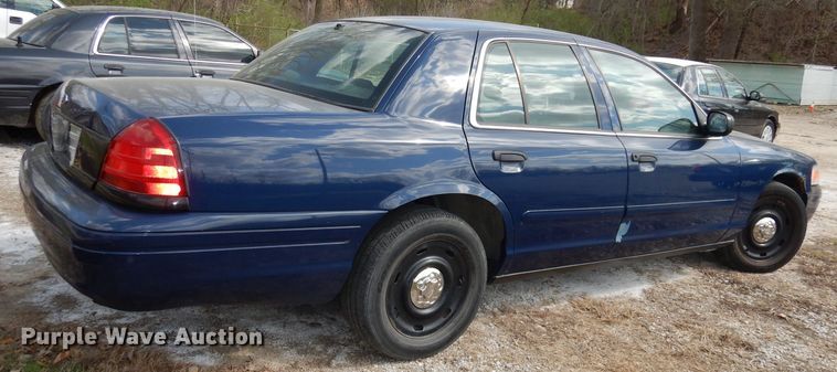 image for item DI6513 2003 Ford Crown Victoria Police Interceptor