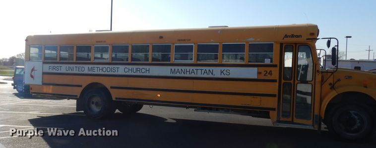 image for item DI6519 1995 International 3800  school bus