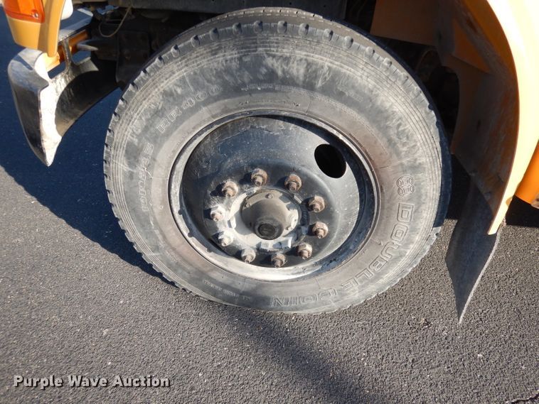 image for item DI6519 1995 International 3800  school bus