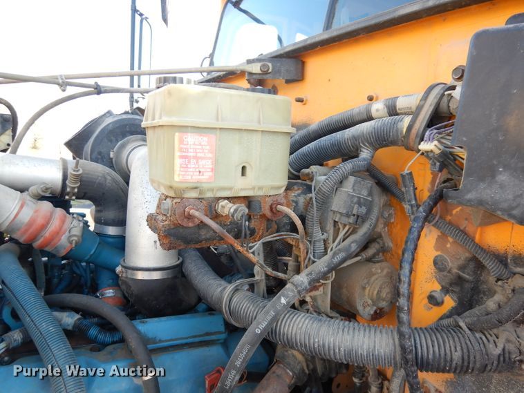 image for item DI6519 1995 International 3800  school bus