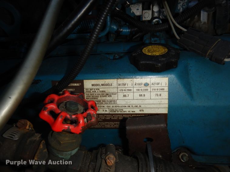 image for item DI6519 1995 International 3800  school bus