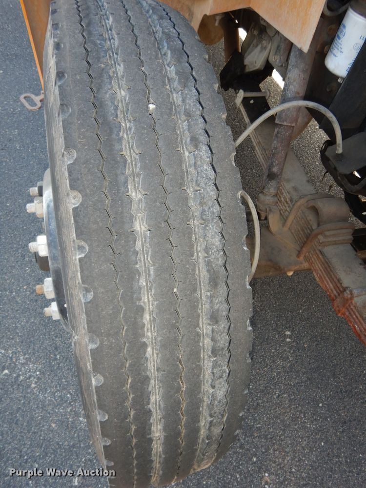 image for item DI6519 1995 International 3800  school bus