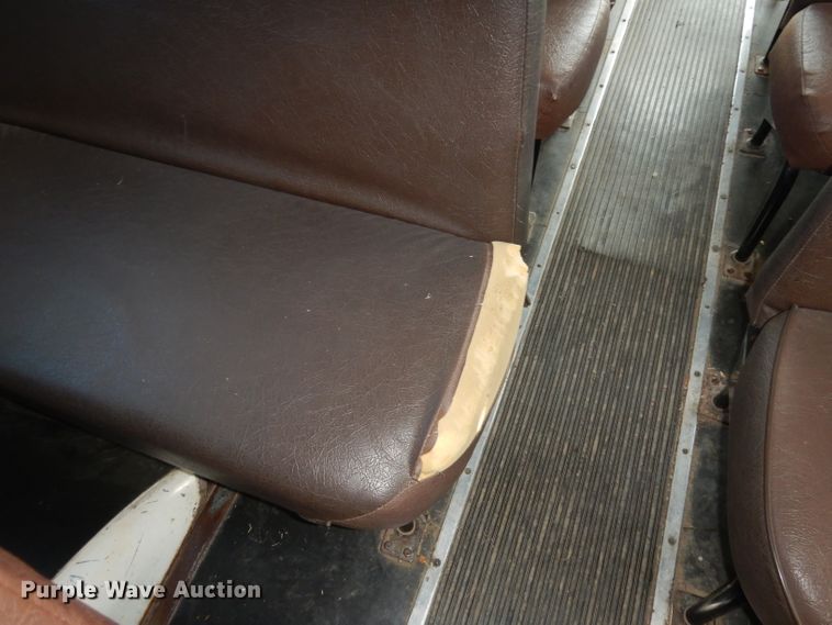 image for item DI6519 1995 International 3800  school bus