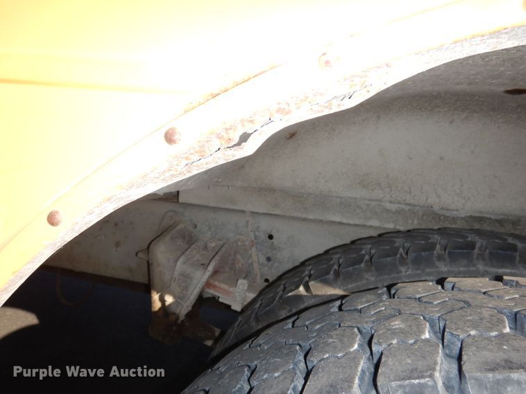 image for item DI6519 1995 International 3800  school bus