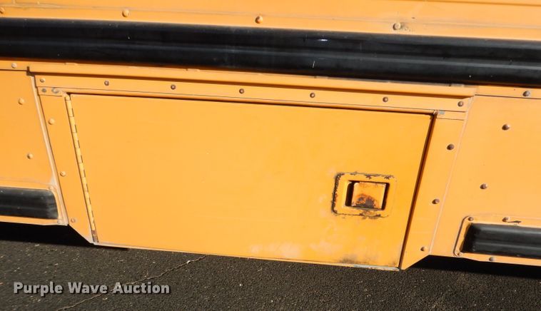 image for item DI6519 1995 International 3800  school bus