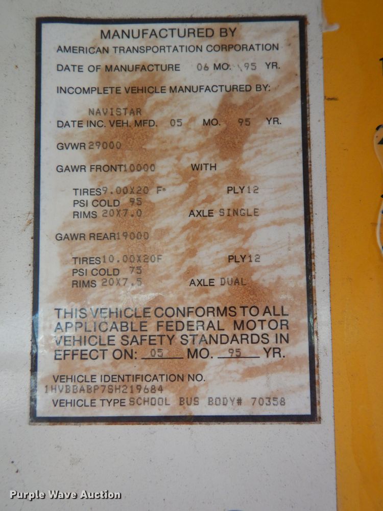 image for item DI6519 1995 International 3800  school bus