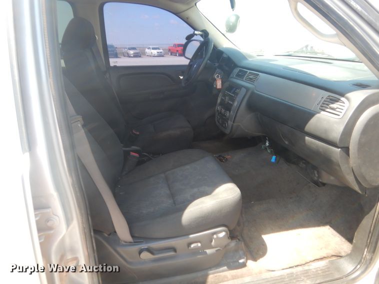 image for item DJ2225 2013 Chevrolet Tahoe Police  SUV