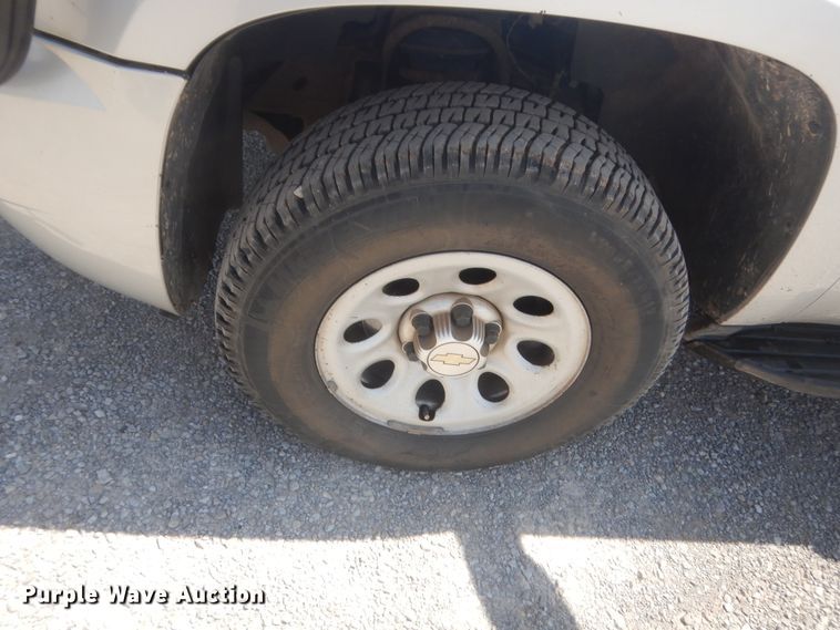 image for item DJ2225 2013 Chevrolet Tahoe Police  SUV