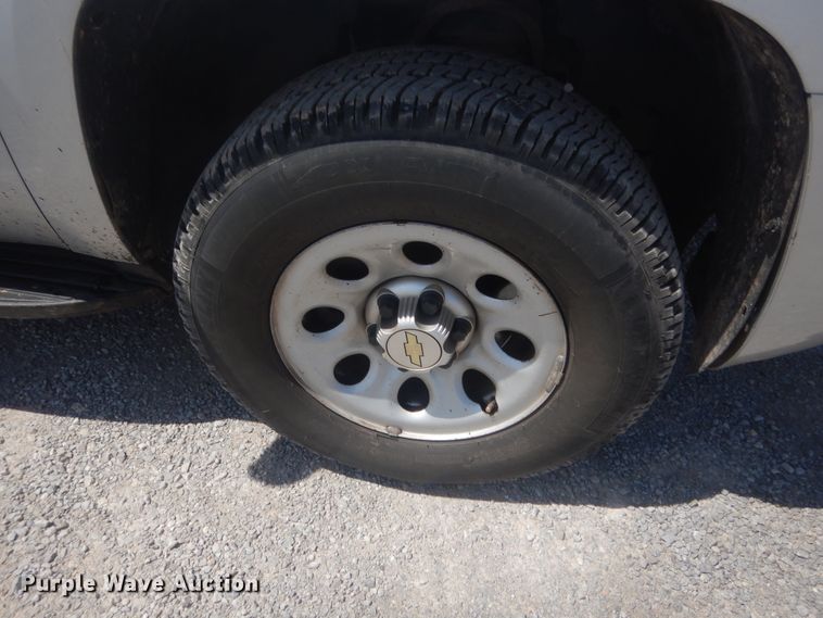 image for item DJ2225 2013 Chevrolet Tahoe Police  SUV