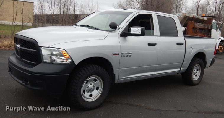 image for item DJ2959 2017 Dodge Ram 1500  Crew Cab pickup truck