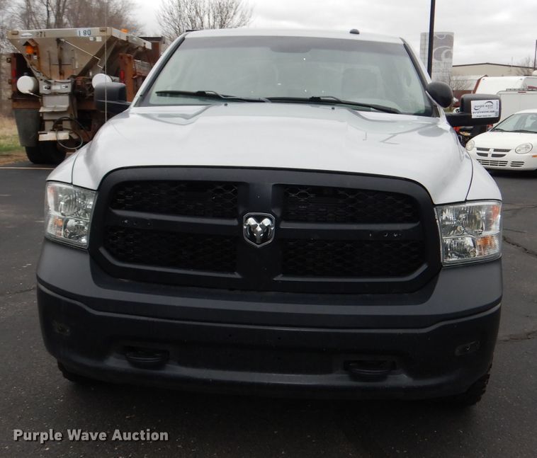 image for item DJ2959 2017 Dodge Ram 1500  Crew Cab pickup truck