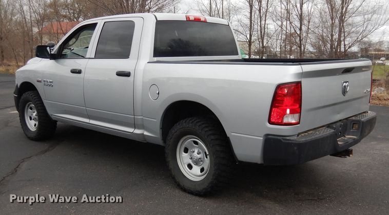 image for item DJ2959 2017 Dodge Ram 1500  Crew Cab pickup truck