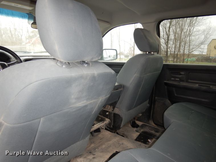 image for item DJ2959 2017 Dodge Ram 1500  Crew Cab pickup truck