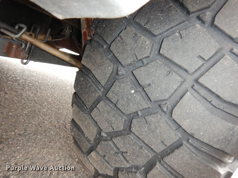 image for item DJ2959 2017 Dodge Ram 1500  Crew Cab pickup truck