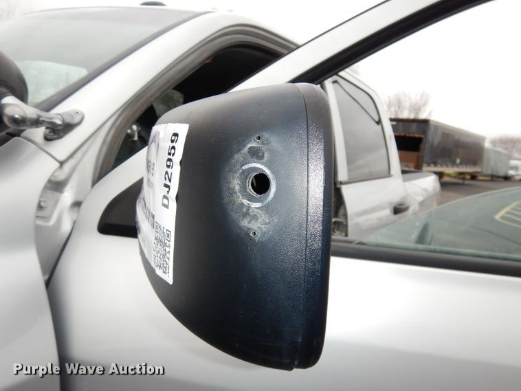 image for item DJ2959 2017 Dodge Ram 1500  Crew Cab pickup truck