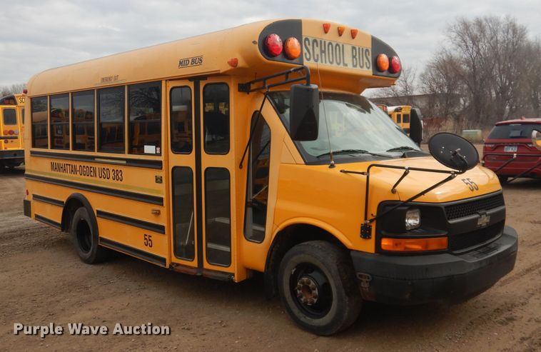 image for item DJ2968 2007 Chevrolet G3500  school bus
