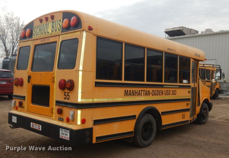 image for item DJ2968 2007 Chevrolet G3500  school bus