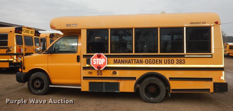 image for item DJ2968 2007 Chevrolet G3500  school bus