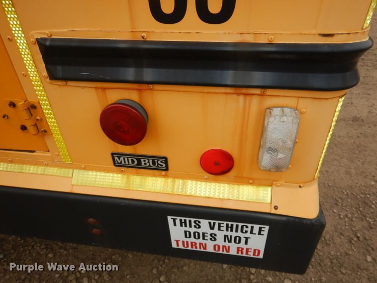 image for item DJ2968 2007 Chevrolet G3500  school bus