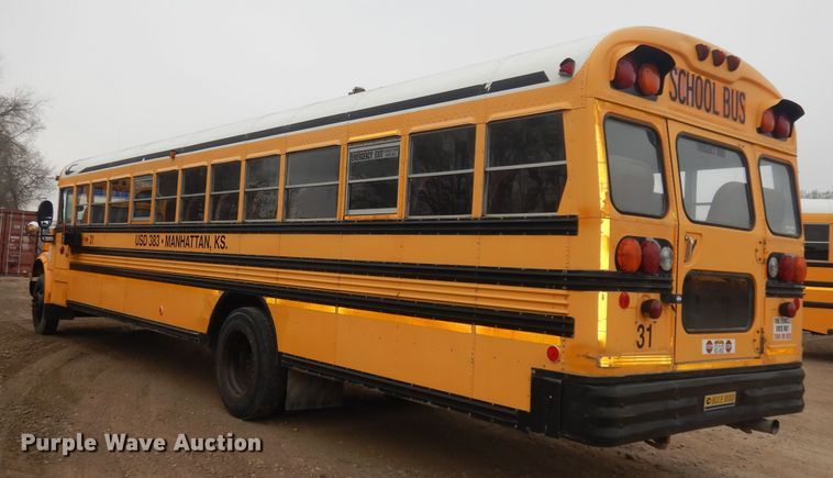 image for item DJ2969 2003 International 3800  school bus
