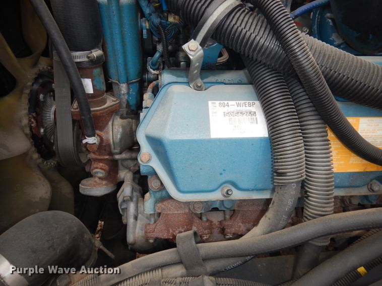 image for item DJ2969 2003 International 3800  school bus