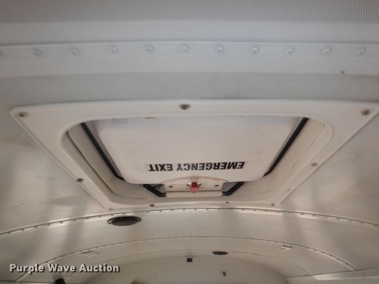 image for item DJ2969 2003 International 3800  school bus