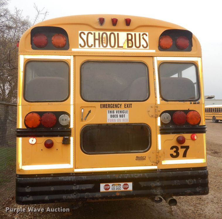 image for item DJ2970 2004 International 3800  school bus